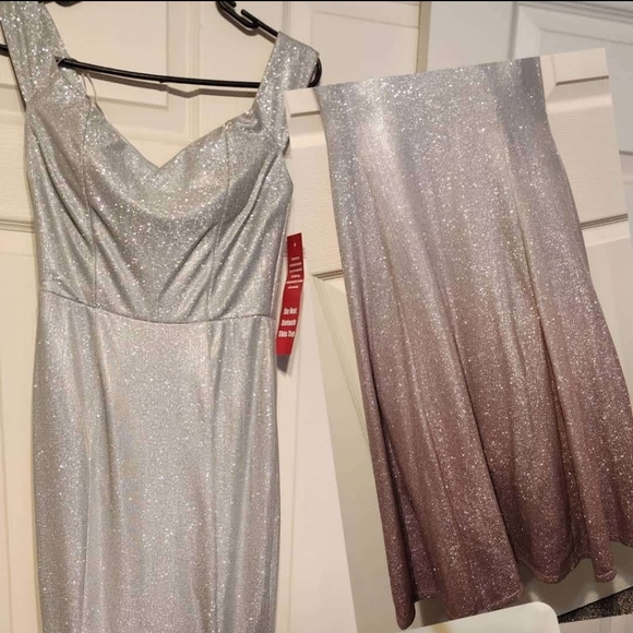 New Silver and pink glittery Mermaid dress - Picture 2 of 2